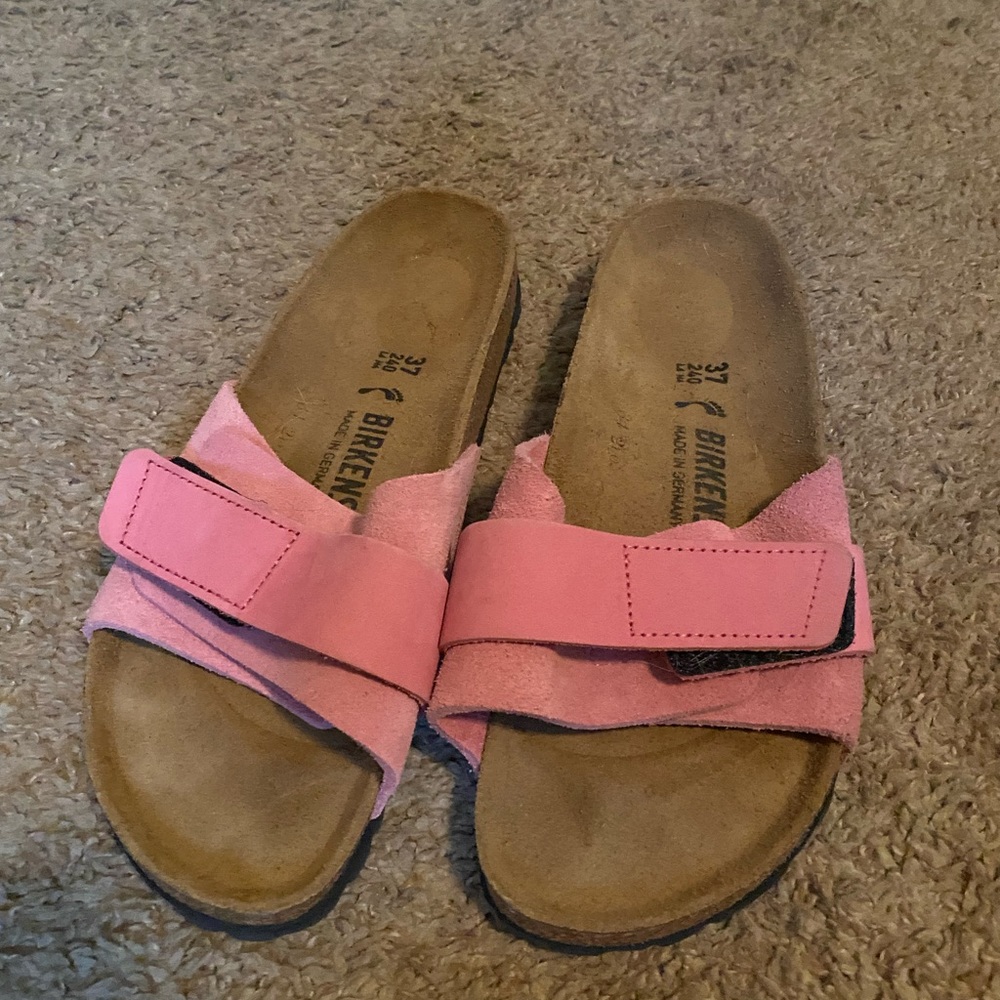 Women’s Birkenstock Oita Suede Slides